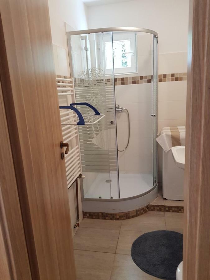 Petuniei Apartment Braşov Esterno foto